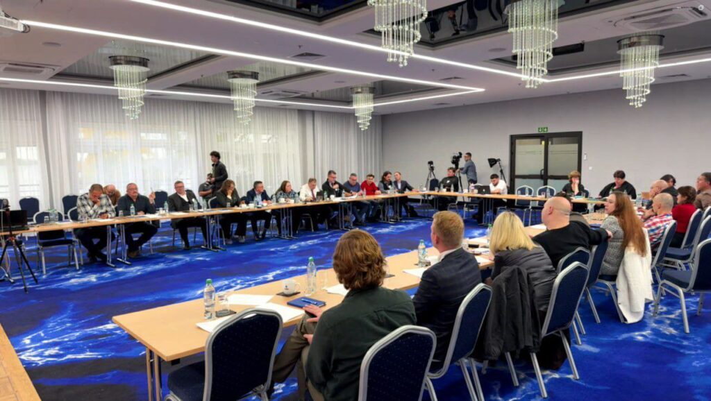 В Варшаве 19 октября прошёл 3-й Форум российской оппозиции в поддержку Украины